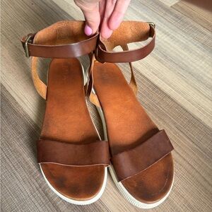 MIA Brown Sandals